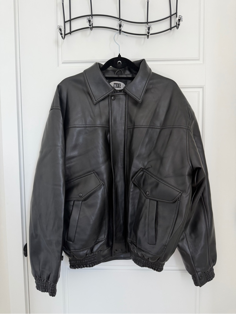 Men’s Black Leather Bomber Jacket XXL